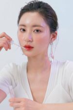 Romand Glasting Water Gloss - 4.5g - Sanho crush - Image 5