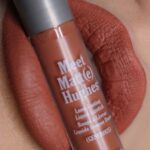 ⁦The Balm Meet Matte Hughes Long Lasting Liquid Lipstick⁩ - الصورة ⁦3⁩