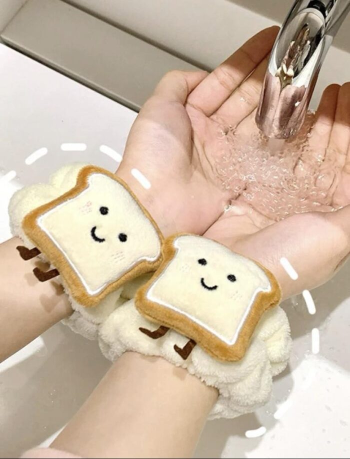 ⁦women wrist band⁩ - الصورة ⁦2⁩