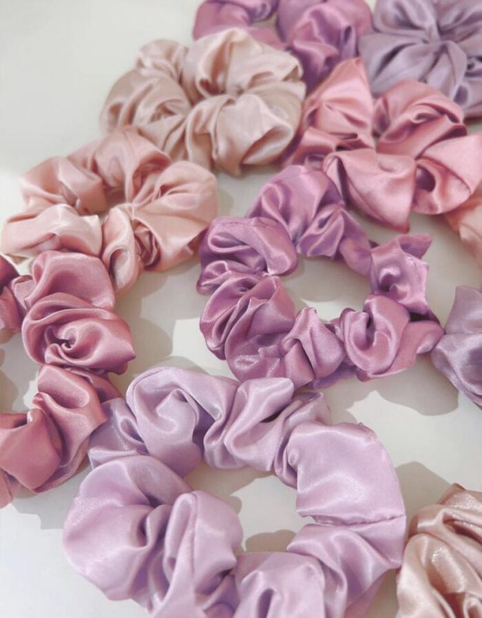 ⁦Scrunch satin ties 1 pcs random color⁩ - الصورة ⁦2⁩