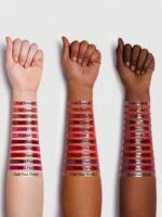 ⁦SHEGLAM Mirror Kiss High-Shine Lipstick⁩ - الصورة ⁦2⁩