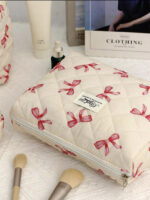 ⁦Set Pink Bow Knot & Rose Design Quilting Cosmetic Bag⁩ - الصورة ⁦2⁩