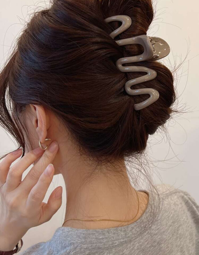 3pcs/Set Simple Solid Color Jelly Plastic Hair Claw Clips - Image 2