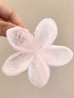 3pcs Women's Minimalistic Floral Plastic Hair Clips - Image 3