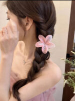 ⁦3pcs Women's Laser Mermaid Princess Flower Shaped Hair Clips⁩ - الصورة ⁦2⁩