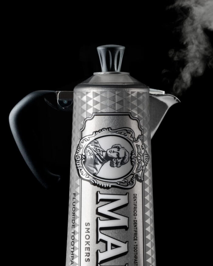 Marvis Smokers Whitening Toothpaste, Mint 85ml - Image 2