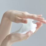 ⁦celimax - The Real Noni Acne Bubble Cleanser - 155 ml⁩ - الصورة ⁦2⁩