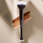 Elf Concealer & Foundation Complexion Duo Brush - Image 3