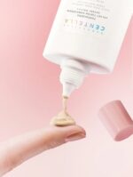 ⁦SKIN 1004 Madagascar Centella Poremizing Velvet Finish Sunscreen - 50ml⁩ - الصورة ⁦5⁩