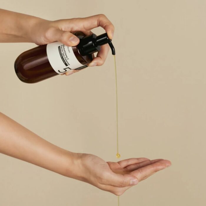 numbuzin No. 5+ Glutathione C Facial Spa Cleanser - 200 ml - Image 3