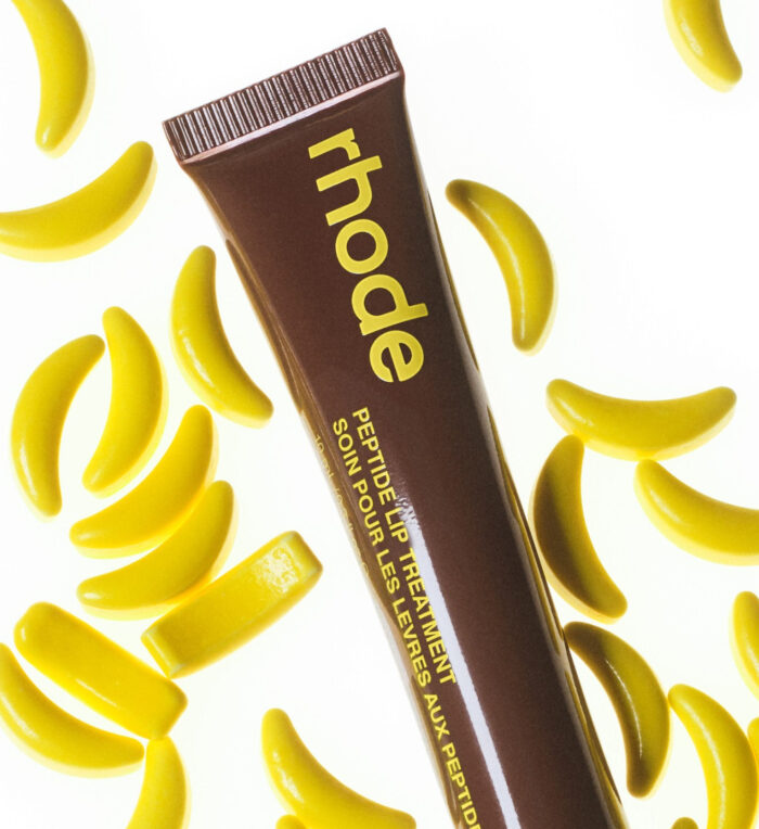 ⁦Rhode peptide lip treatment caramelized banana⁩ - الصورة ⁦5⁩