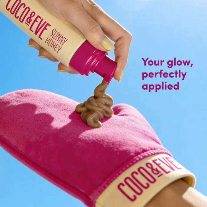 COCO & EVE Soft Velvet self tan application Mitt - Image 2
