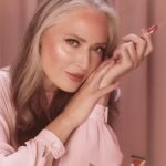 Charlotte Tilbury Pillow Talk Iconic Lip + Cheek Kit - Medium - Image 4