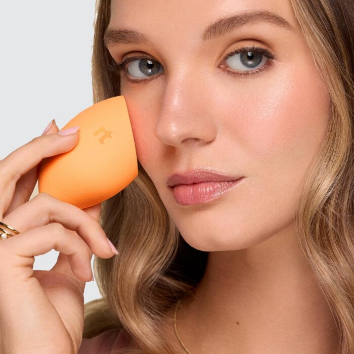 Real Techniques 4-Pack Miracle Complexion Makeup Blending Sponges - Image 6