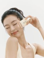 BEAUTY OF JOSEON] Glow Sun Stick : Propolis + Niacinamide - 14g (SPF50+ PA++++) - Image 4
